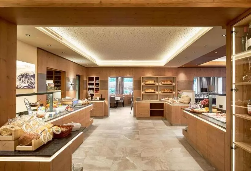 バルコニー付きジュニアスイート, Smaragdhotel Tauernblick