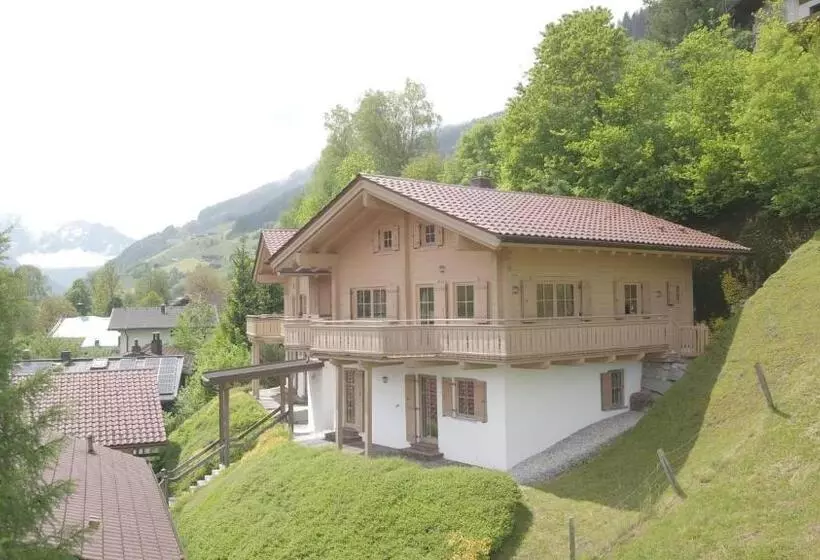 ３ベッドルームハウス, Smaragdhotel Tauernblick