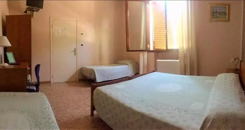 スタンダード４人部屋, B&b Locanda La Rotonda