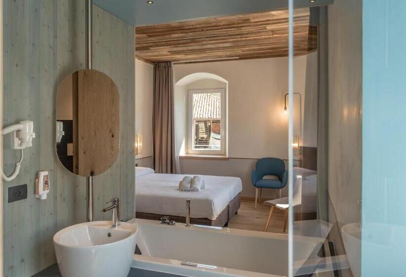 جناح جونيور ديلوكس, Good Life Hotel Garden