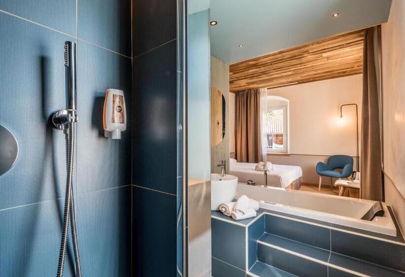 جناح جونيور ديلوكس, Good Life Hotel Garden