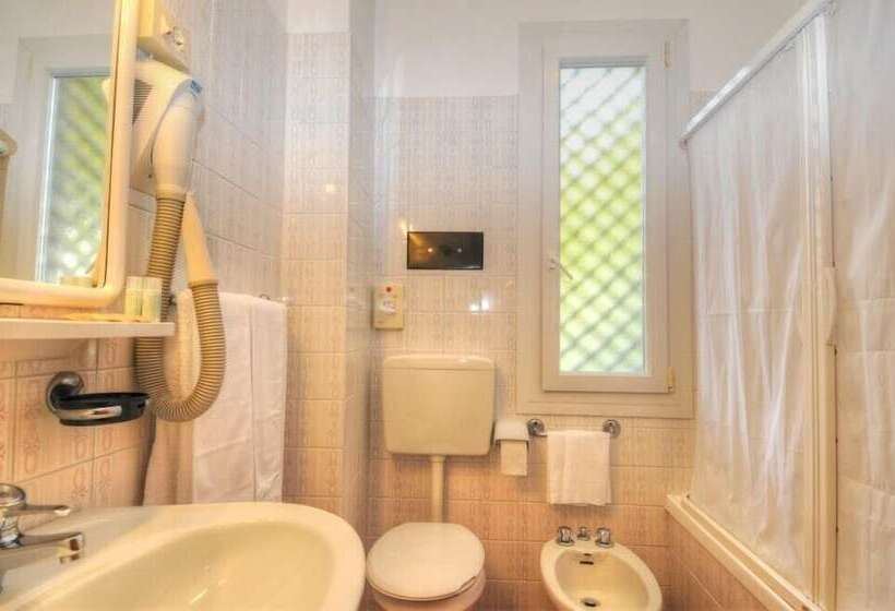 غرفة كومفورت, Al Cavallino Bianco