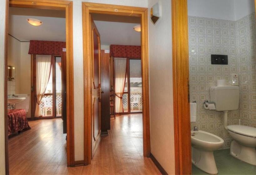 غرفة قياسية فردية حمام مشترك, Al Cavallino Bianco