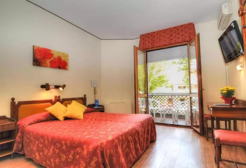 اتاق استاندارد با بالکن, Al Cavallino Bianco