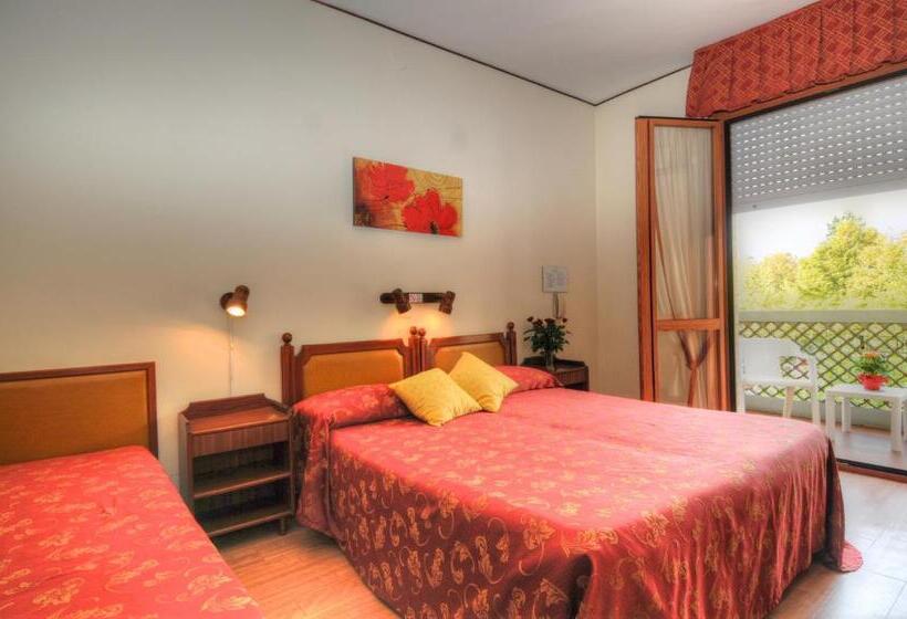 غرفة قياسية ثلاثية, Al Cavallino Bianco