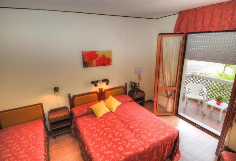 غرفة قياسية ثلاثية, Al Cavallino Bianco