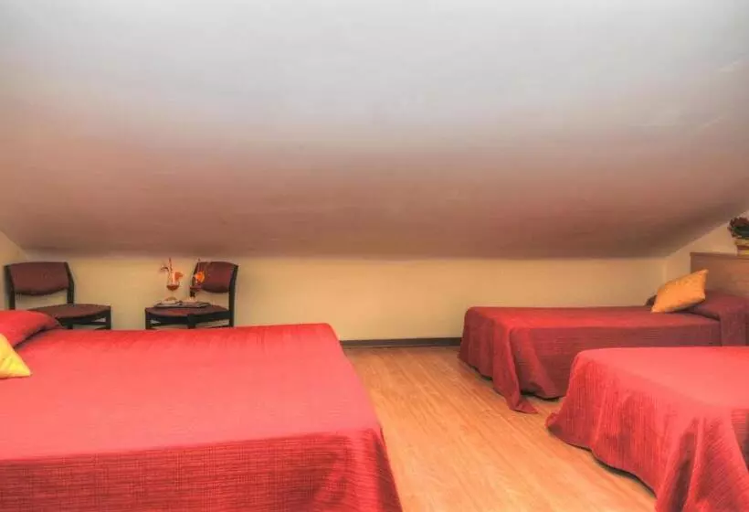 Economy Quadruple Room, Al Cavallino Bianco