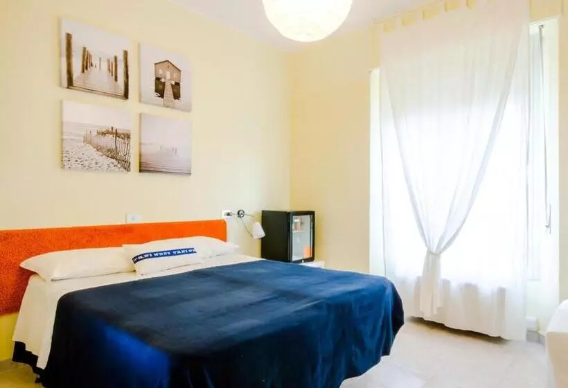 اتاق استاندارد سه نفره, Albergo Villa Gaia