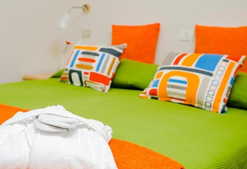 غرفة عادية خماسية, Albergo Villa Gaia