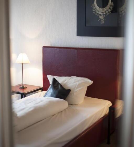 스탠다드 싱글 룸, Am Park