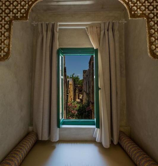 غرفة عائلية, Decan Concept Boutique Estate