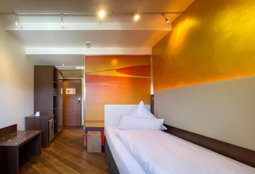 اتاق استاندارد یک نفره, Deutsche Eiche