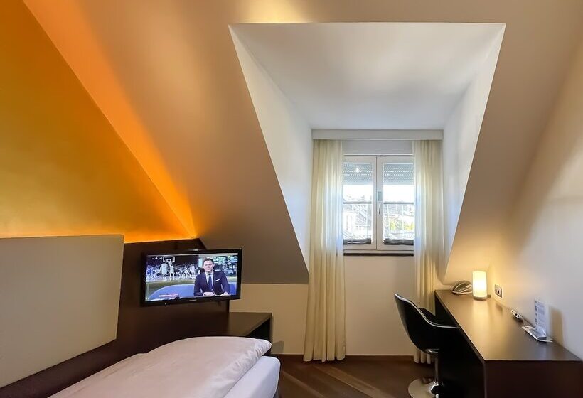 اتاق استاندارد یک نفره, Deutsche Eiche