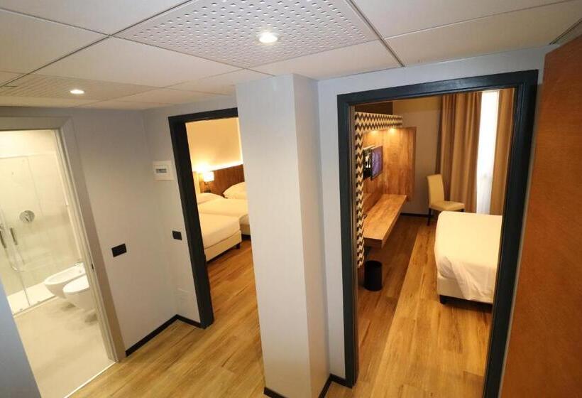 اتاق پنجتخته استاندارد, Domenichino