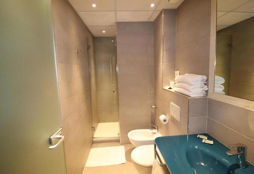 اتاق سوپریور سه تخته, Domenichino