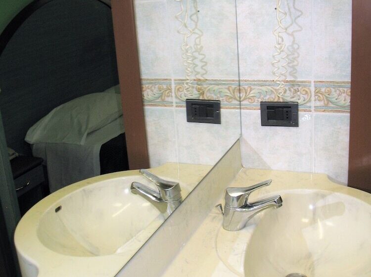 اتاق استاندارد یک نفره, Domenichino