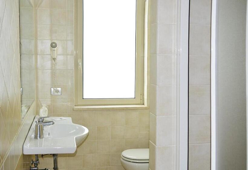 سوئیت خانواده 2 خوابه, Garden