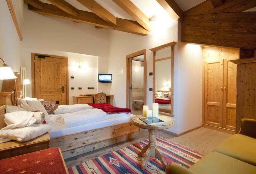 غرفة سوبيريور, Gianna