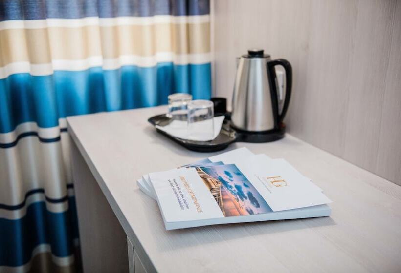 スタンダードシングルルーム, Giulia