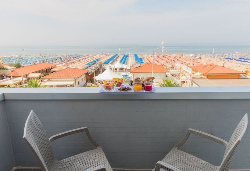 オーシャンビュースタンダードルーム, Giulia