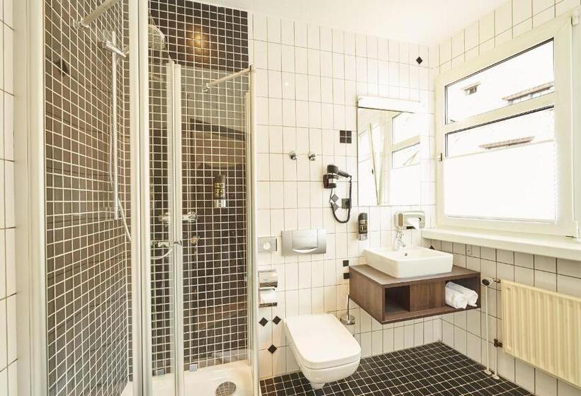 舒适型房间, Hauser Boutique