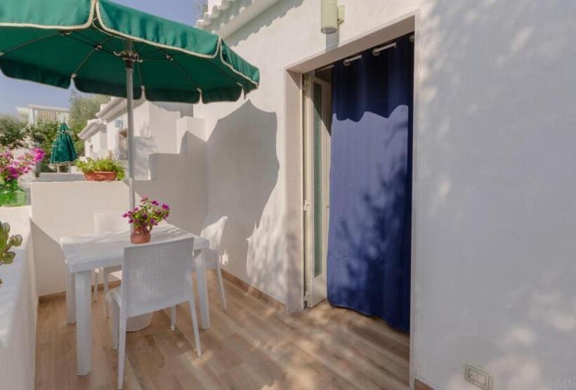 Pokój Superior Trzyosobowy, Il Melograno