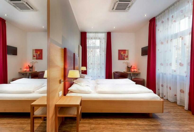 Номер Стандарт с Балконом, Kolping