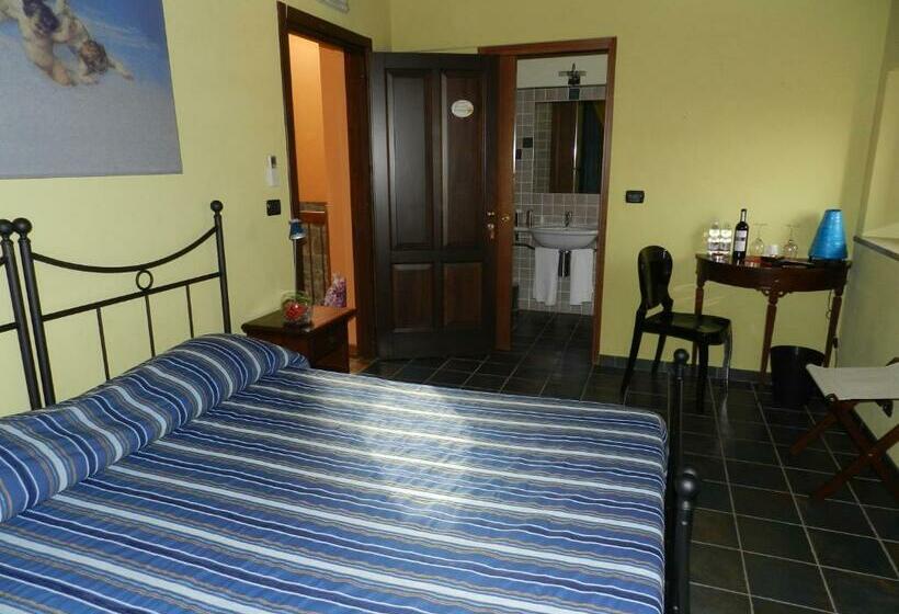 标准间, L'angolo Di Rosina