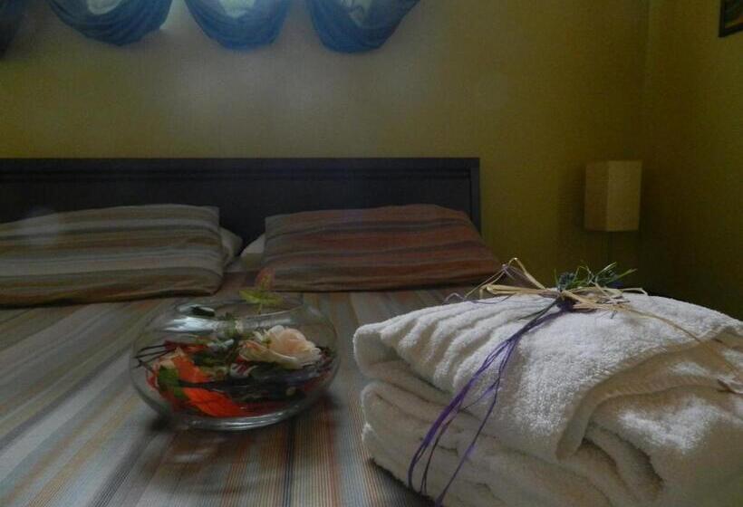 套房, L'angolo Di Rosina