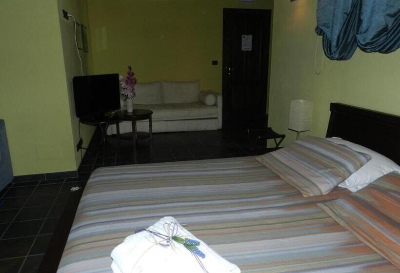 套房, L'angolo Di Rosina