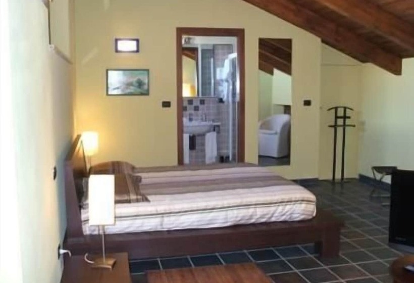 套房, L'angolo Di Rosina