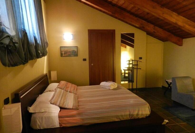 套房, L'angolo Di Rosina