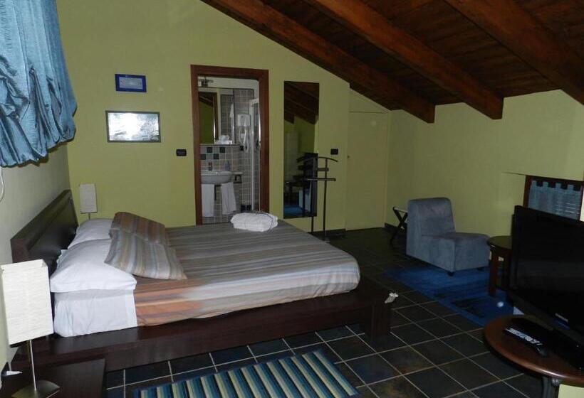 套房, L'angolo Di Rosina