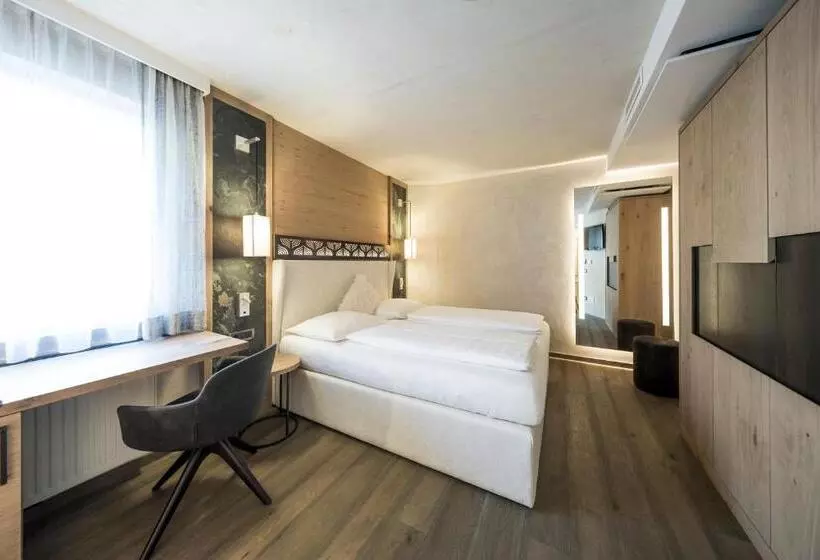 Basic-huone, Prokulus