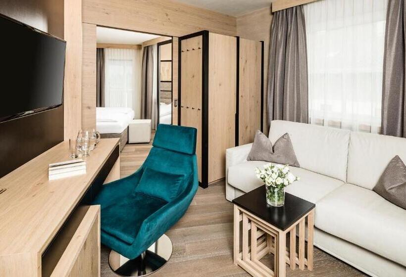 Люкс с Балконом, Prokulus