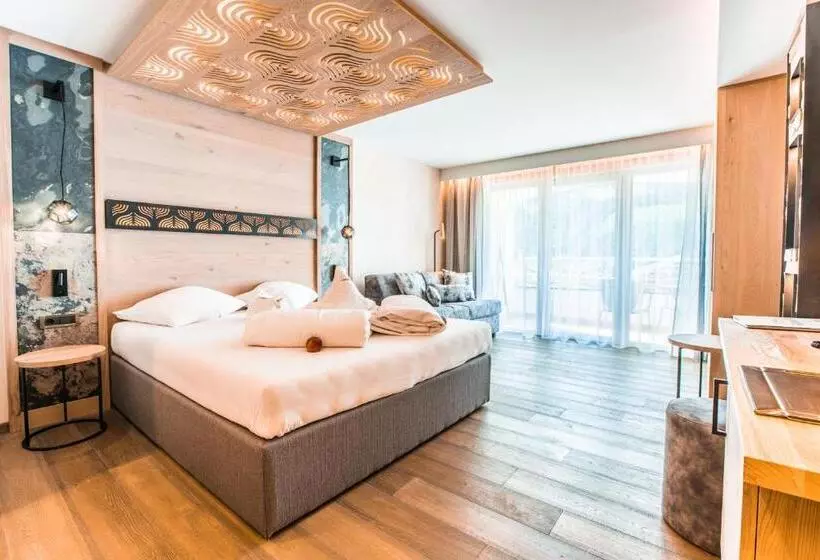 Deluxe-huone Parveke, Prokulus