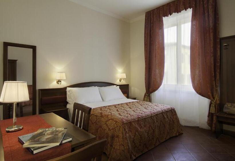 Номер Стандарт, Relais La Corte Di Cloris