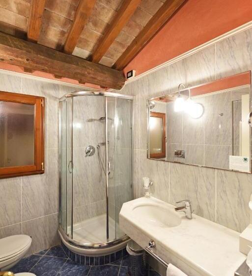 Номер Стандарт, Relais La Corte Di Cloris