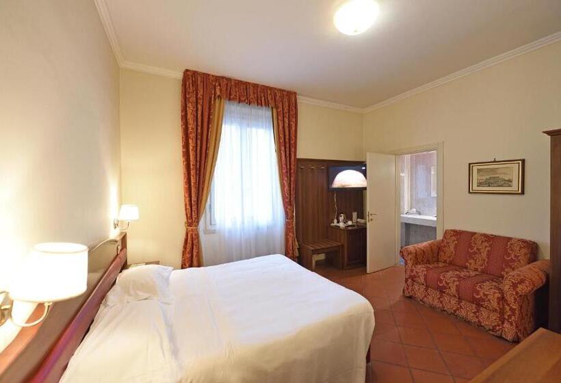 Номер Стандарт, Relais La Corte Di Cloris