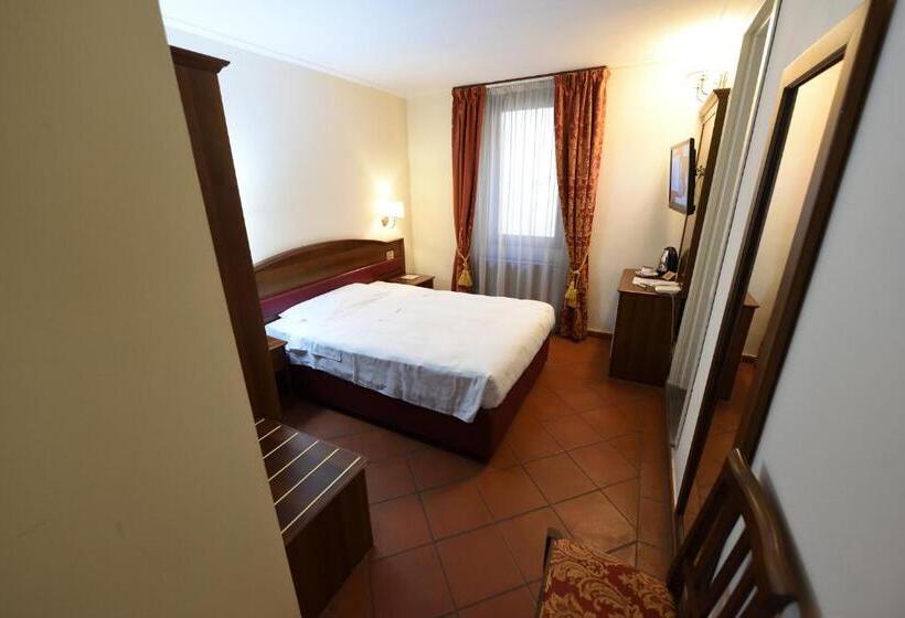 Номер Стандарт Индивидуальный, Relais La Corte Di Cloris