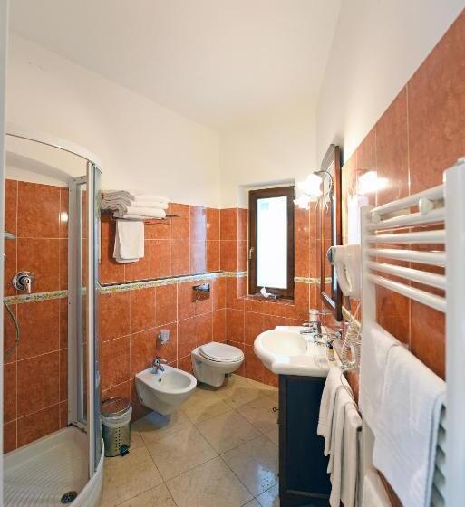 Полулюкс, Relais La Corte Di Cloris