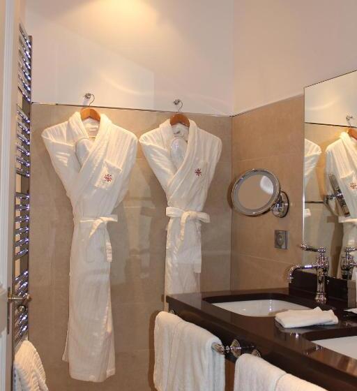 غرفة سوبيريور, & Spa Le Bouclier D Or