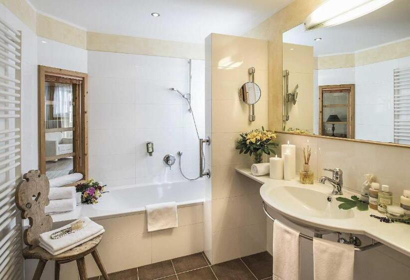 小型套房, Taubers Unterwirt Aktiv & Vital