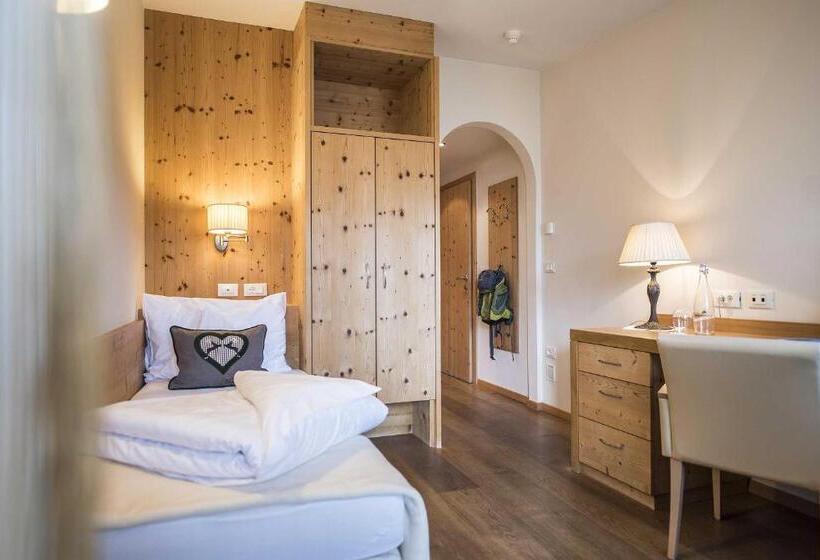 标准单人间, Taubers Unterwirt Aktiv & Vital