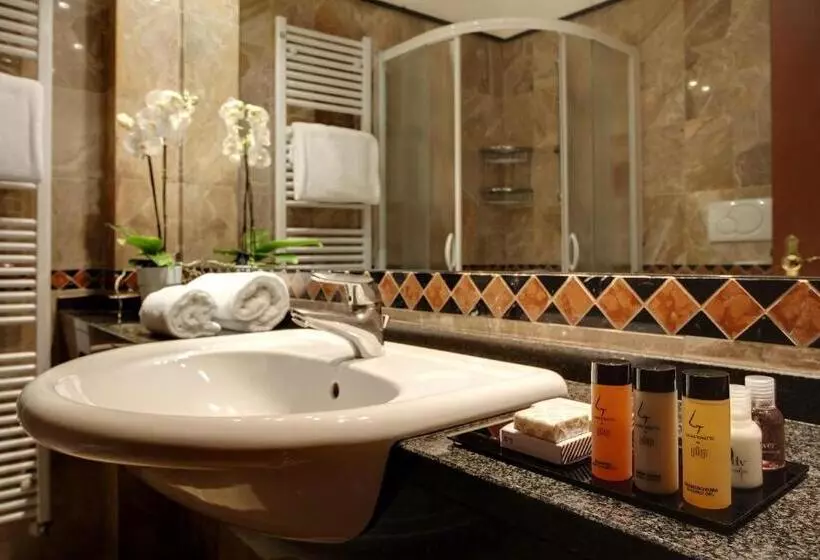 Superior-huone, Panoramic Hotel Plaza