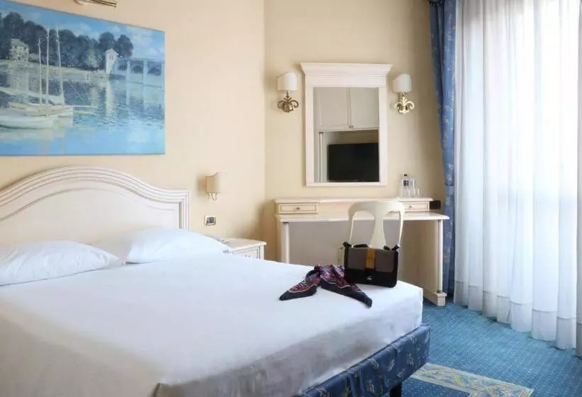 Superior-huone, Panoramic Hotel Plaza