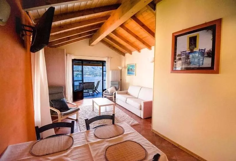 １ベッドルームのデラックスアパートメント, Residenza Erbaluna