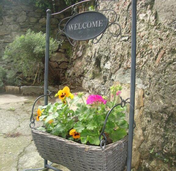 غرفة قياسية مطلّة علي البحيرة, Residenza Erbaluna