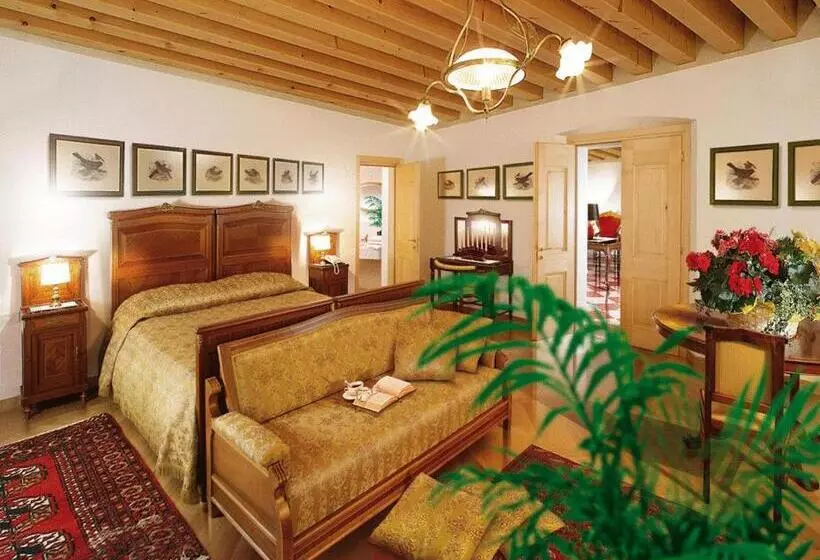 ジュニアスイート, Villa Busta