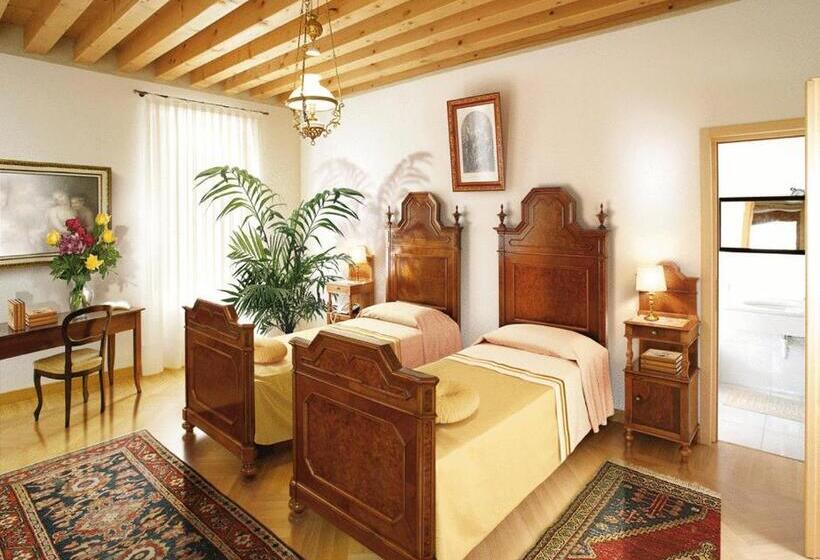 סוויטת ג'וניור, Villa Busta